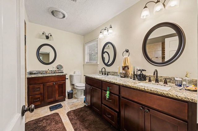 3311 Longfield Circle, Houston, TX 77063