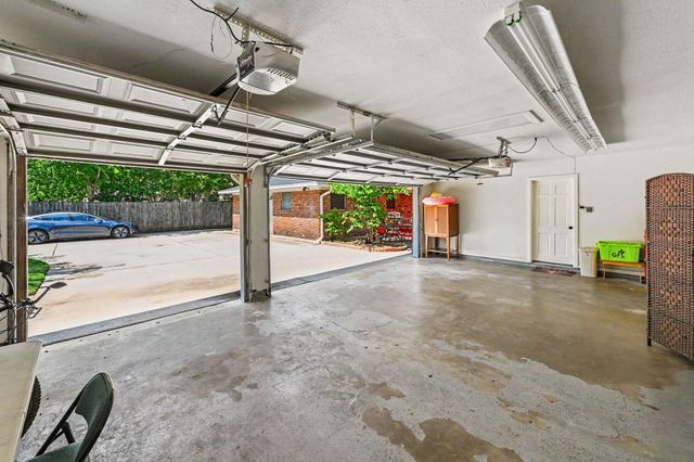 3311 Longfield Circle, Houston, TX 77063