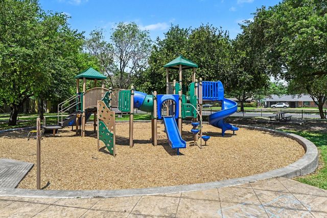 3311 Longfield Circle, Houston, TX 77063