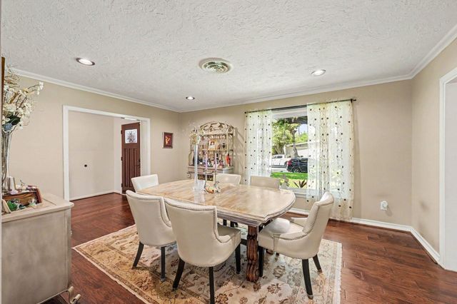 3311 Longfield Circle, Houston, TX 77063