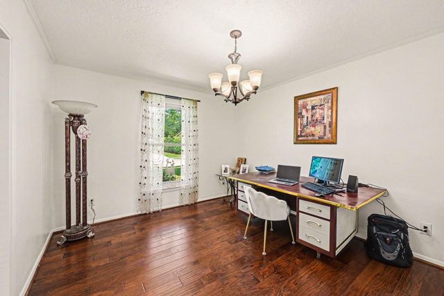 3311 Longfield Circle, Houston, TX 77063