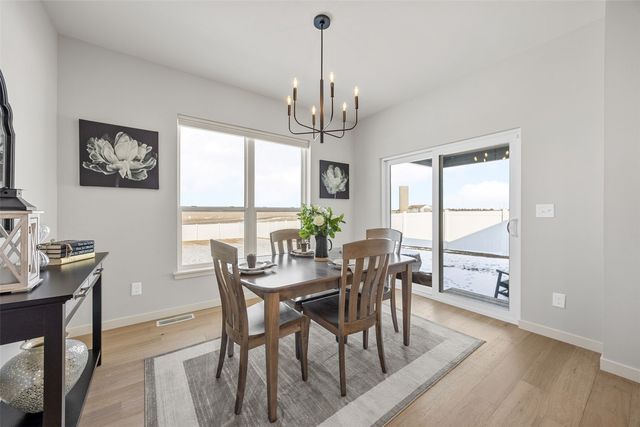 2028 Royal Oak Ridge Road, Marion, IA 52302