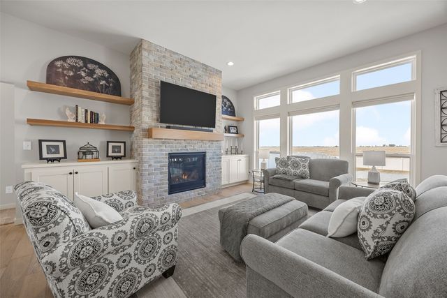 2028 Royal Oak Ridge Road, Marion, IA 52302