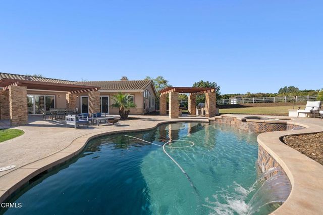 2550 Riave Court, Camarillo, CA 93012