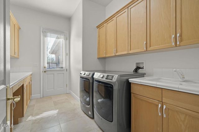 2550 Riave Court, Camarillo, CA 93012