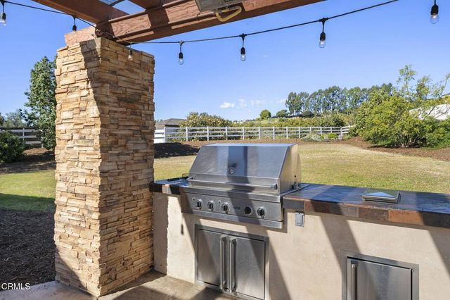 2550 Riave Court, Camarillo, CA 93012