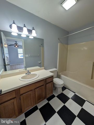 859 OLD SILVER SPRING RD, Mechanicsburg, PA 17055
