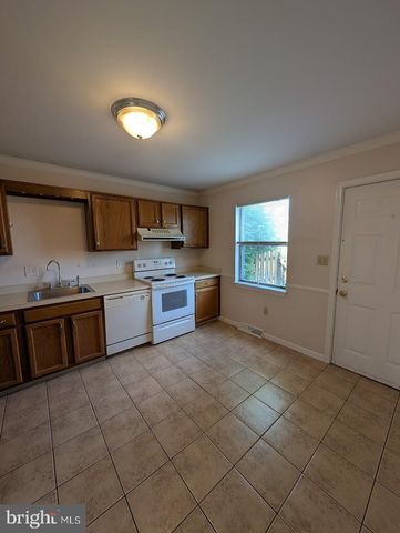 859 OLD SILVER SPRING RD, Mechanicsburg, PA 17055