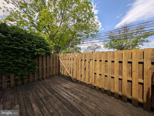 859 OLD SILVER SPRING RD, Mechanicsburg, PA 17055