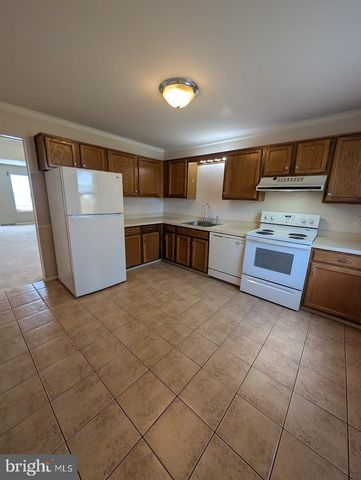 859 OLD SILVER SPRING RD, Mechanicsburg, PA 17055