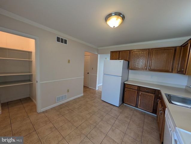 859 OLD SILVER SPRING RD, Mechanicsburg, PA 17055