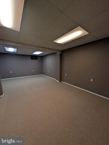 859 OLD SILVER SPRING RD, Mechanicsburg, PA 17055