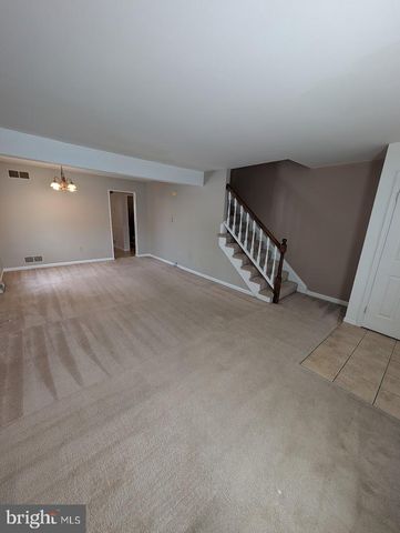 859 OLD SILVER SPRING RD, Mechanicsburg, PA 17055