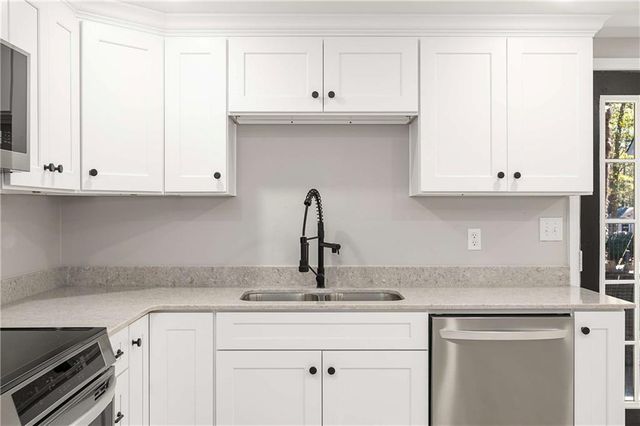 11637 Brown Bridge Road, Covington, GA 30016