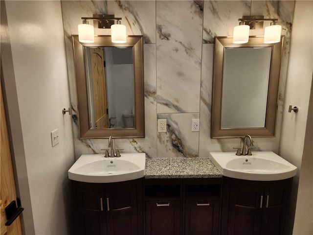 11637 Brown Bridge Road, Covington, GA 30016