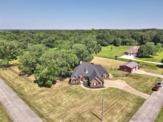 14772 S 212th East Avenue, Coweta, OK 74429