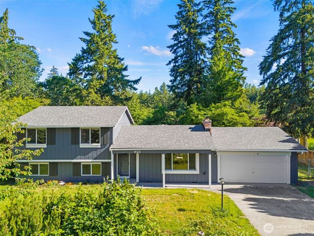 921 185th Street Ct E, Spanaway, WA 98387