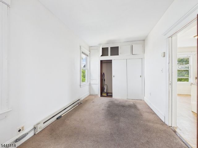 139 Fairview Ave, Prospect Park Boro, NJ 07508