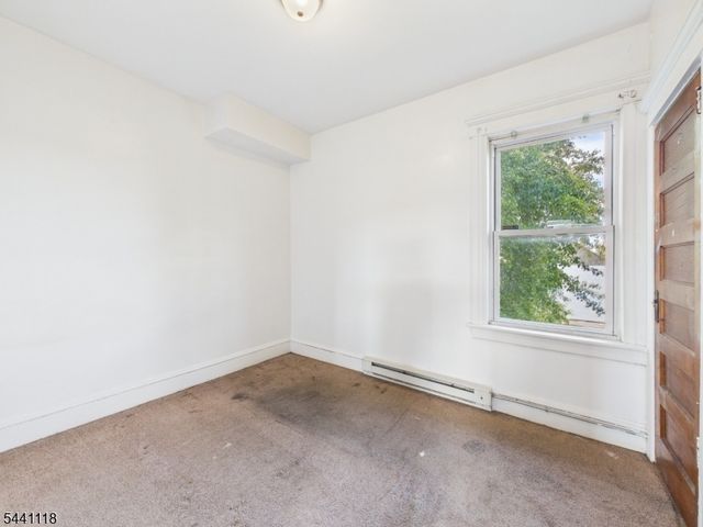 139 Fairview Ave, Prospect Park Boro, NJ 07508
