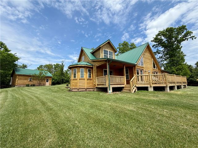 498 Lockwood Rd., Washington Twp, PA 15632