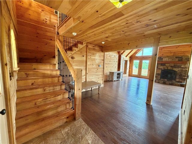 498 Lockwood Rd., Washington Twp, PA 15632