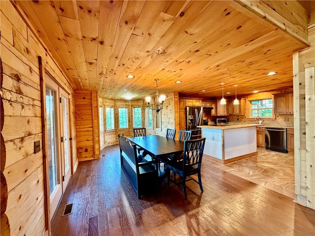 498 Lockwood Rd., Washington Twp, PA 15632