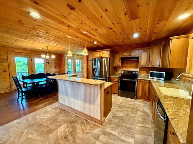 498 Lockwood Rd., Washington Twp, PA 15632