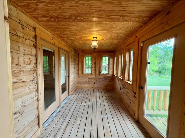 498 Lockwood Rd., Washington Twp, PA 15632