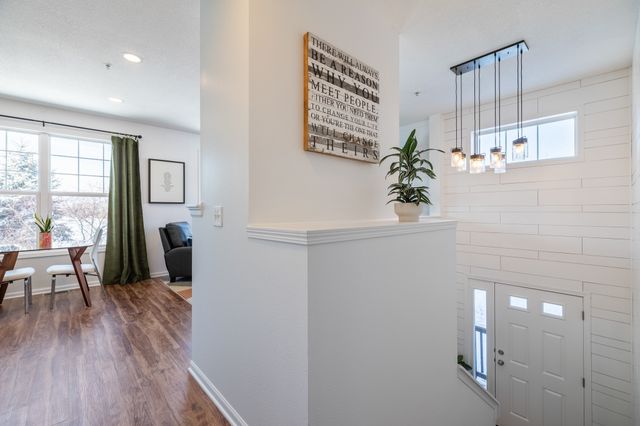 210 80th Street 104, West Des Moines, IA 50266