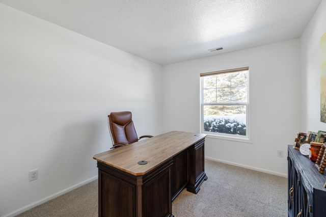 210 80th Street 104, West Des Moines, IA 50266