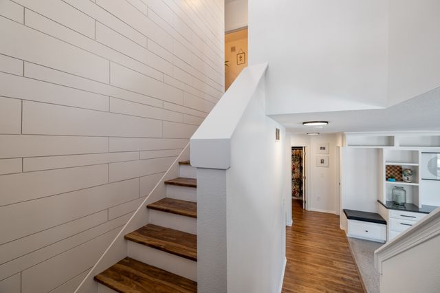 210 80th Street 104, West Des Moines, IA 50266