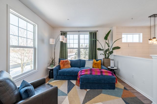 210 80th Street 104, West Des Moines, IA 50266