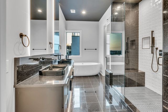 15A Fern Ave, Nashville, TN 37207