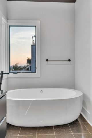 15A Fern Ave, Nashville, TN 37207