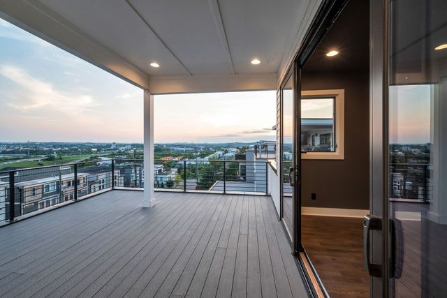 15A Fern Ave, Nashville, TN 37207