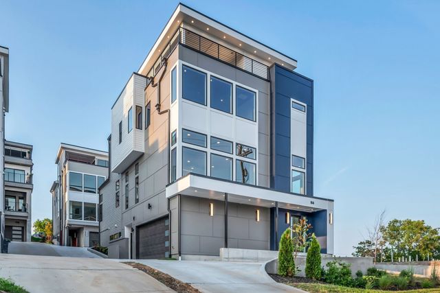 15A Fern Ave, Nashville, TN 37207