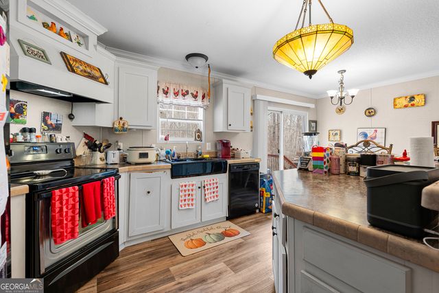 888 Minardi Drive, Hogansville, GA 30230