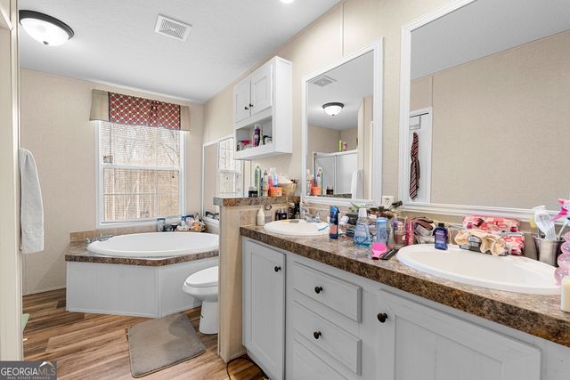 888 Minardi Drive, Hogansville, GA 30230