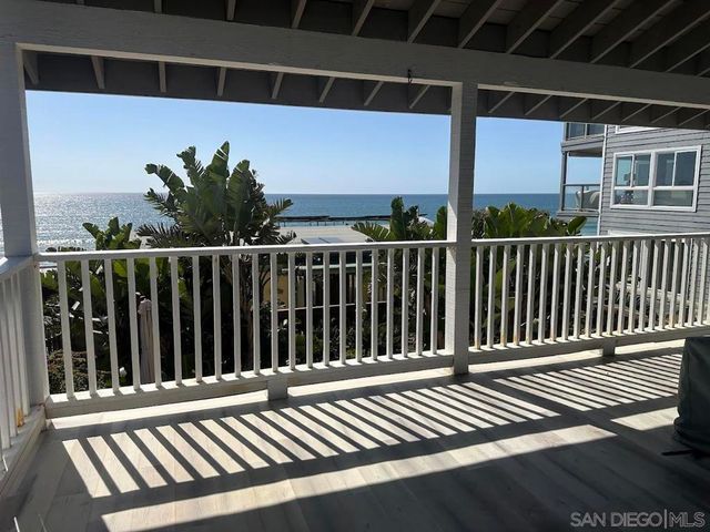 522 4TH STREET A, Encinitas, CA 92024