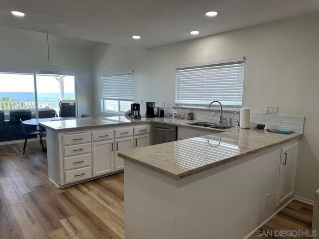 522 4TH STREET A, Encinitas, CA 92024