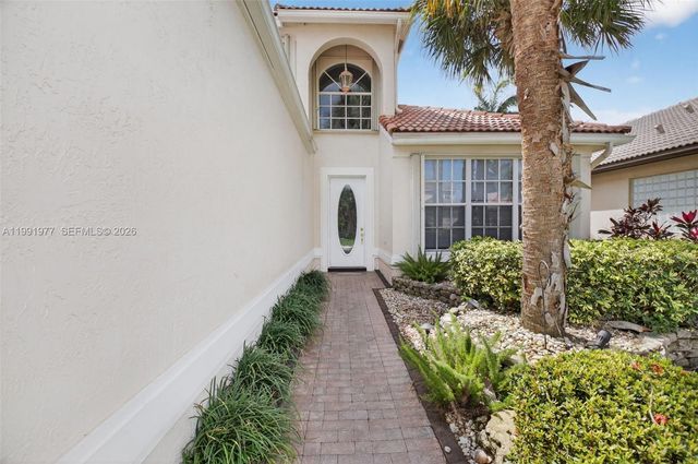 7700 Monarch Ct, Delray Beach, FL 33446