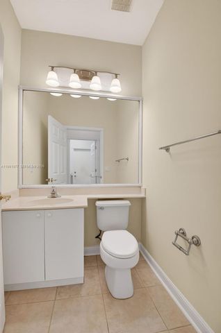 7700 Monarch Ct, Delray Beach, FL 33446