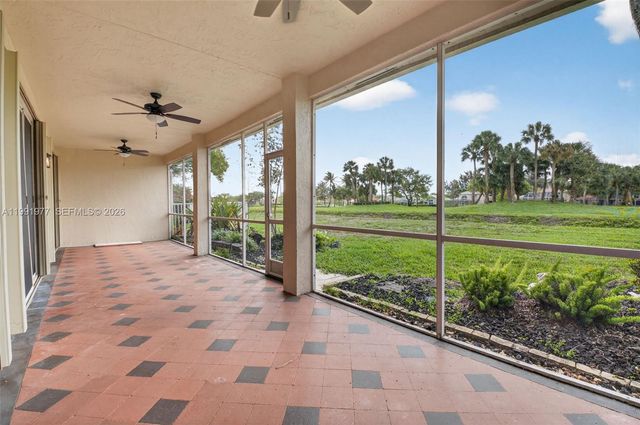 7700 Monarch Ct, Delray Beach, FL 33446
