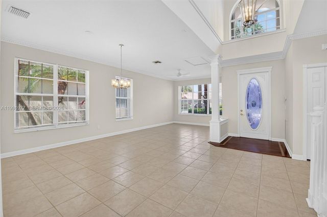 7700 Monarch Ct, Delray Beach, FL 33446