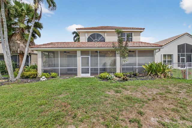 7700 Monarch Ct, Delray Beach, FL 33446
