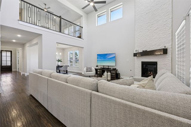 1134 Cardinal Drive, Midlothian, TX 76065