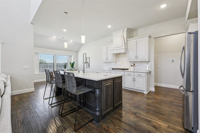 1134 Cardinal Drive, Midlothian, TX 76065