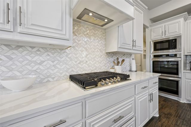 1134 Cardinal Drive, Midlothian, TX 76065