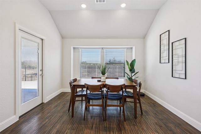 1134 Cardinal Drive, Midlothian, TX 76065