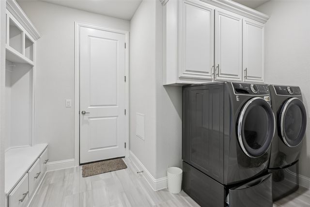 1134 Cardinal Drive, Midlothian, TX 76065